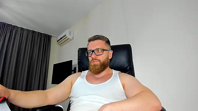 XXX chat uživo modela Findom_guy