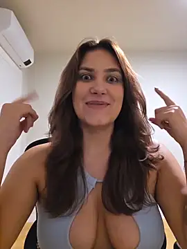 MiaRides19 Webcam Show