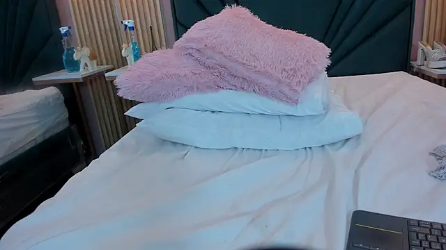Sotf_Charlotte's Webcam Show