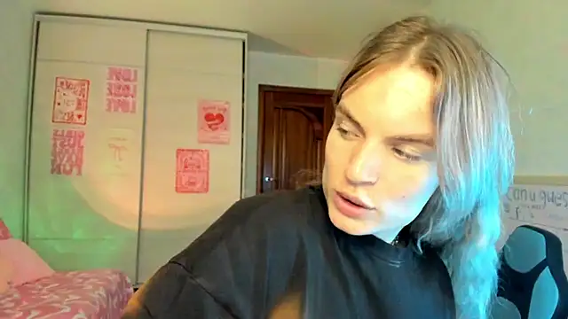 milliKira006 live XXX chat