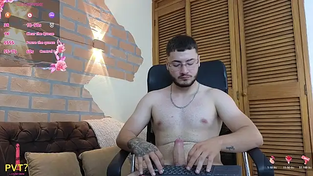 Brandon_01's Live XXX Chat