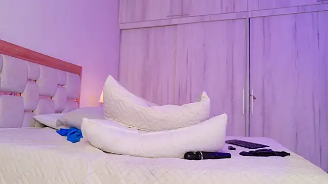 mia_hank élő XXX-chatje