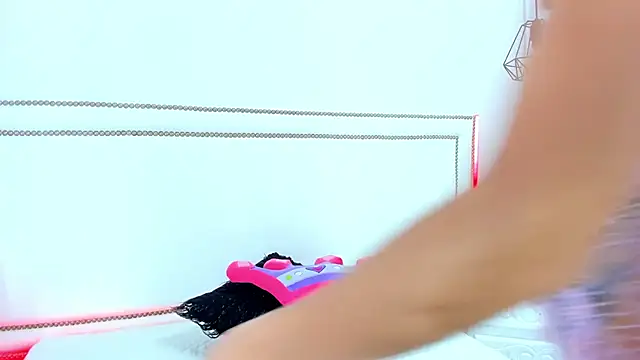 emma-sandovalのライブXXXチャット