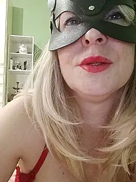 MilfporconaのライブXXXチャット