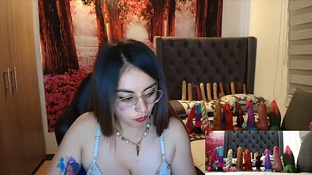 sofia23dirty élő XXX-chatje