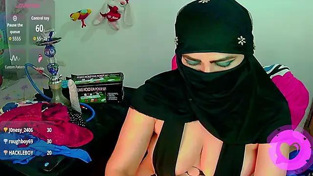 SultanaLayla লাইভ চ্যাট রুম