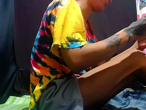 AwesomeMistress_Bigcock Pertunjukan Webcam