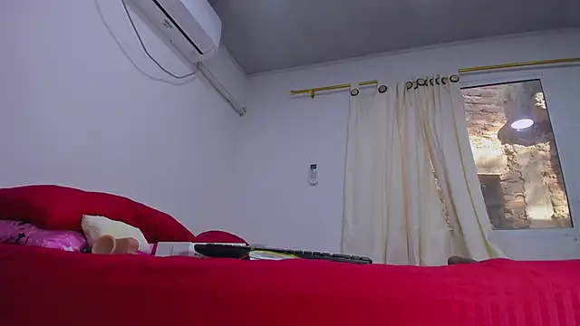 vennuss19's Live XXX Chat