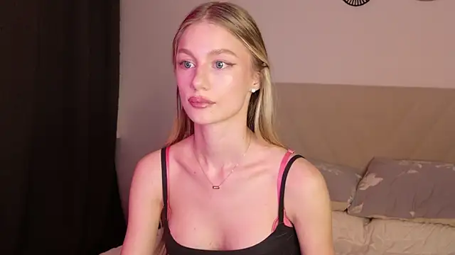GabriellaOlsen's Live XXX Chat