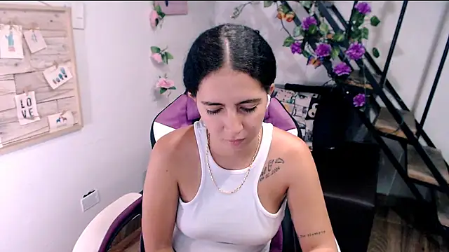 Chat XXX en directo de samantha_baby_