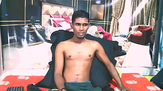 Show modela IndianThuggin na web-kameri
