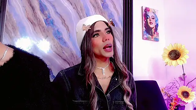 Elena_and_Julian webcam show