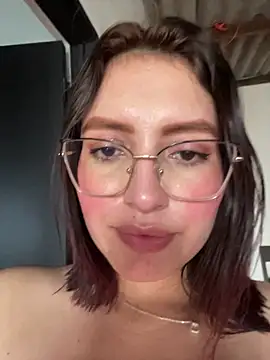 VioletPearson Adlı Modelin Web Kamerası Şovu