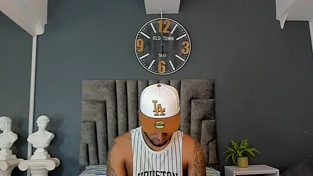 Robin_Rief Pertunjukan Webcam
