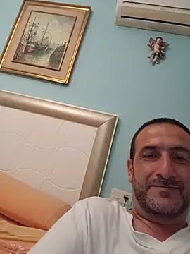 DanTrov79 live XXX chat