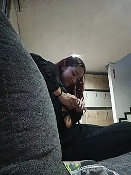 XXX chat uživo modela charlotte_bluee