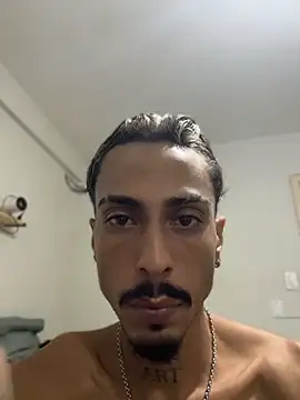 VicLiman Live XXX chat