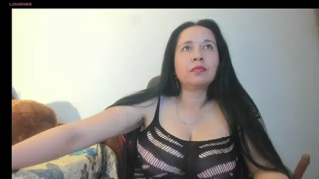 Chat XXX en directo de cami_hot_tits