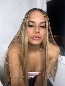 NataliaMooon's Live XXX Chat