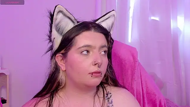 دردشة Sachi_Meow الجنسية المباشرة