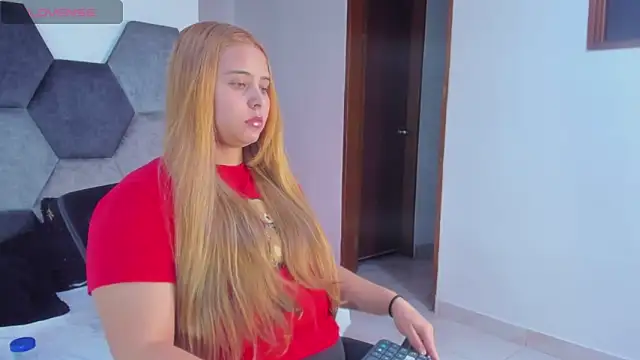 MikaelaStone's Live XXX Chat