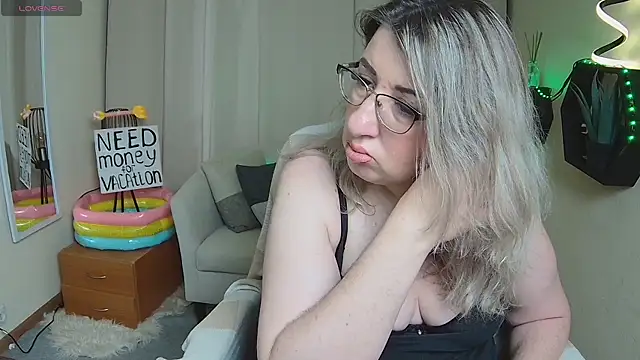 KKMimiKK Live XXX Chat