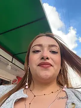 Tatiana_OのライブXXXチャット