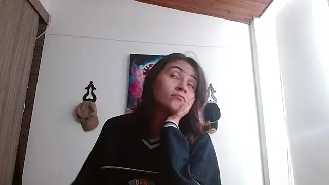 Crystal_Star_ Adlı Modelin Canlı XXX Sohbeti