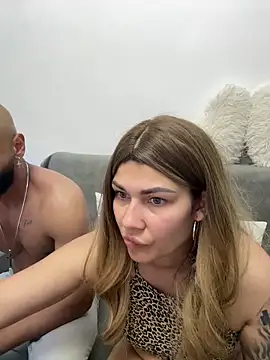MiaKiittyy Adlı Modelin Canlı XXX Sohbeti