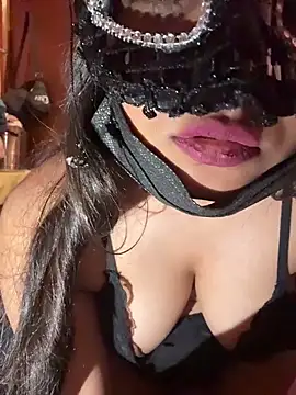 ItsRuby_05 Adlı Modelin Canlı XXX Sohbeti