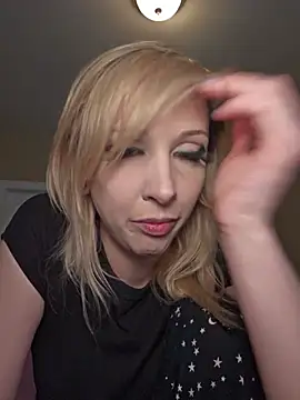 AmethystFoxx élő XXX-chatje