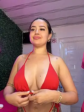 XXX chat uživo modela Sara_fun