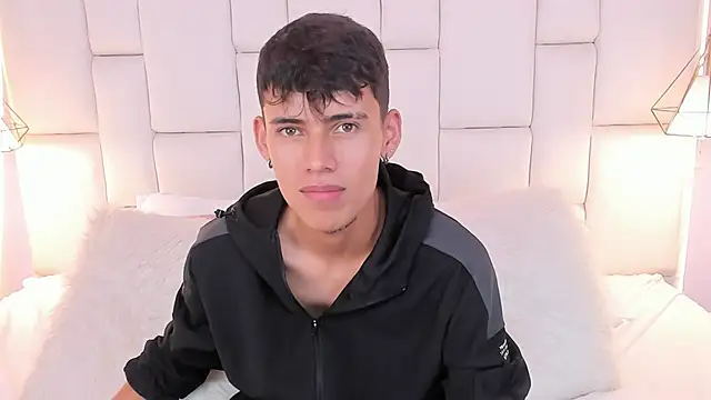 JacobFerrer live XXX chat