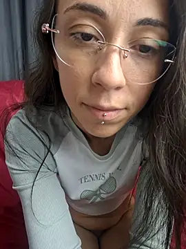 Chat +18 de Steph_Oliveira ao vivo