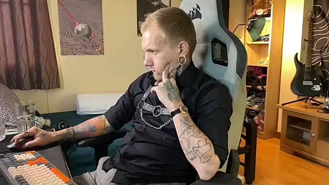 paulvelvet Show in webcam