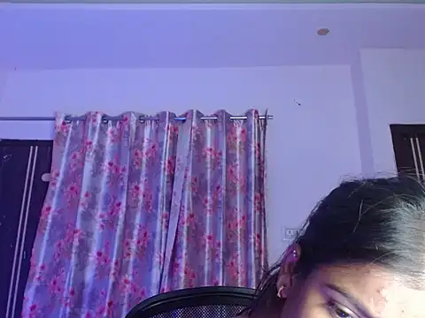 Chat XXX ao vivo de Nora81