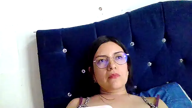 Онлайн чат XXX princessbella93