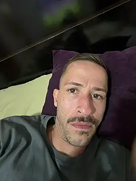 Chat +18 de MeladoDiMel ao vivo