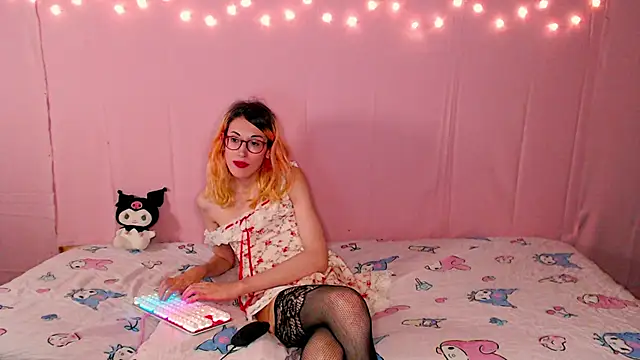 kawaii_tiffy Show in webcam