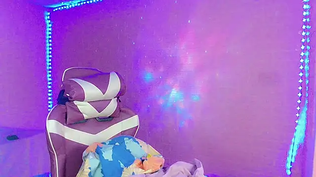 Pokazy przed kamerką – Ms-Zoehans
