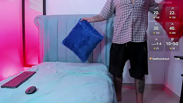 XXX chat uživo modela juanmechanic_