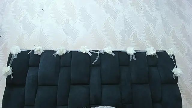 Melody_Megann: απευθείας συνομιλία ΧΧΧ