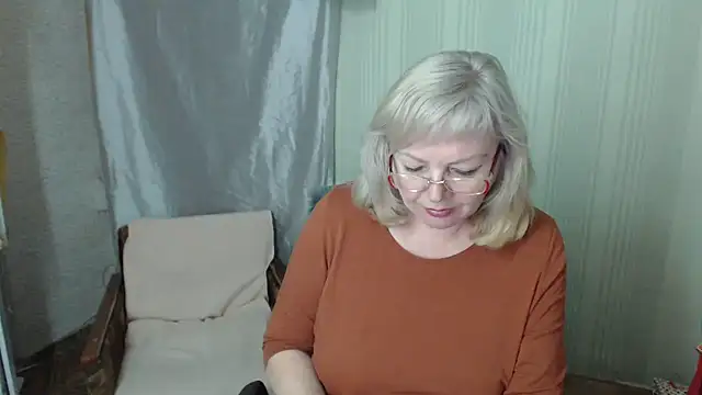 Chat +18 de LavandaMay ao vivo