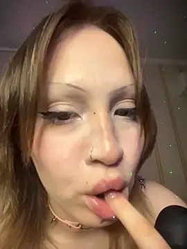 EveSW Adlı Modelin Canlı XXX Sohbeti