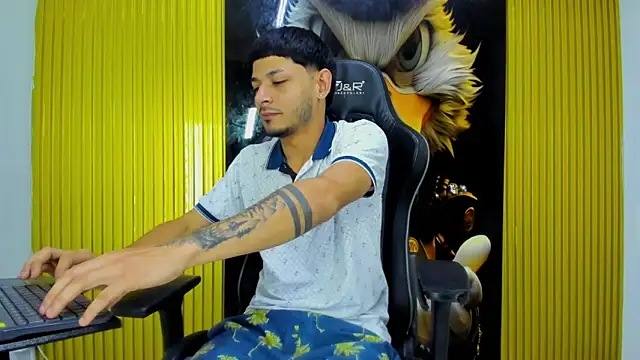 Sexy_Boy203 Webcamshow