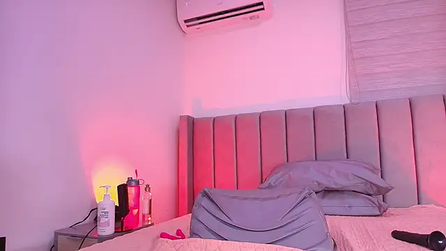 carol_juicyyのライブXXXチャット
