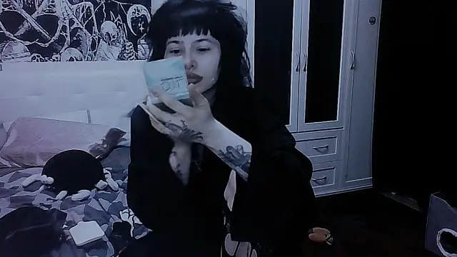 AllisonDeetz: онлайн-секс-чат