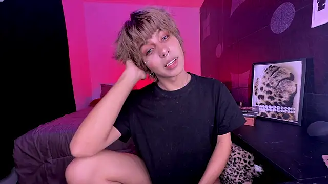 Aronn_44n Live XXX chat