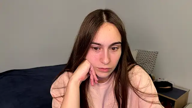 Chat +18 de AliceKolltt ao vivo