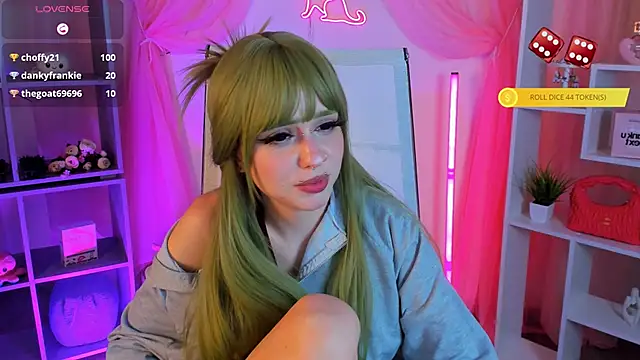 Chat +18 de YunaLeaf ao vivo